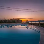 Aparthotel Palataki