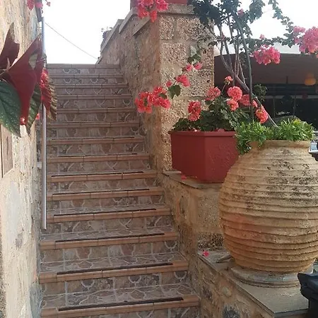 Ξενοδοχείο με διαμερίσματα παλατάκι 3*