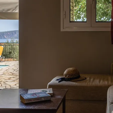 παλατάκι 3* Καρδαμύλη