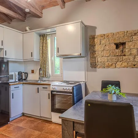Hotel apartamentowy Palataki 4*