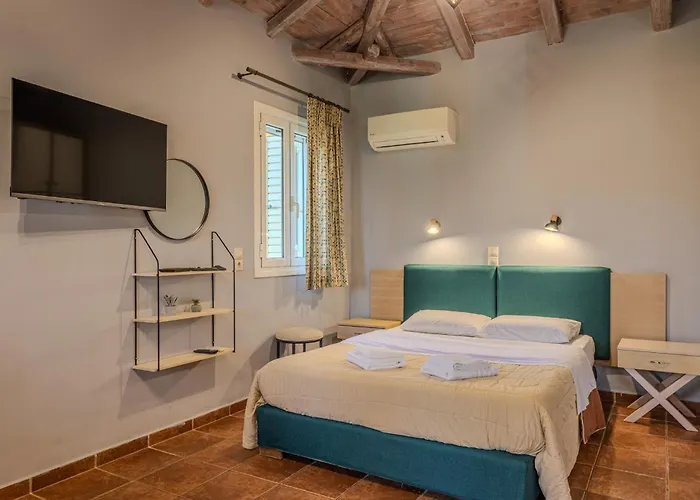 Palataki 4*