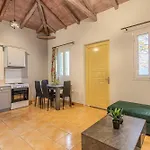 Palataki 4*