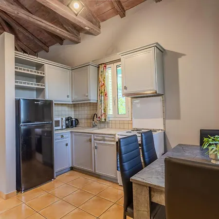 Palataki Apartmanhotel 4*